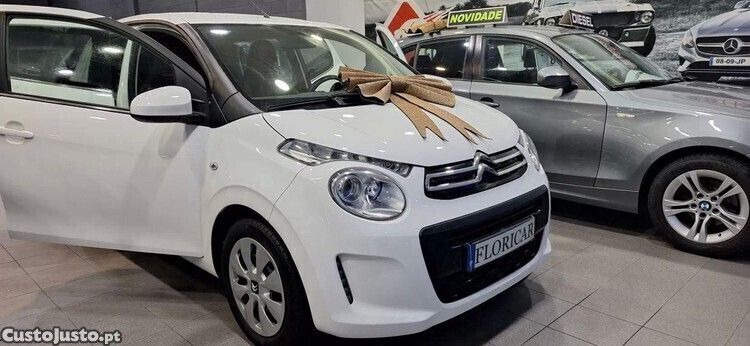 Branco Usado 2019 Citroën C1 Shine Citadino | € 9.990 (Preço justo) - Imagem 1/1