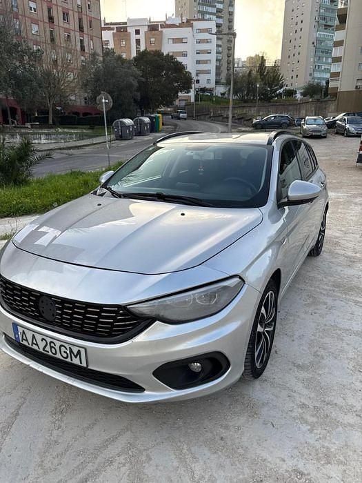 Usado 2020 Fiat Tipo Sedan | € 12.000 - Imagem 1/4