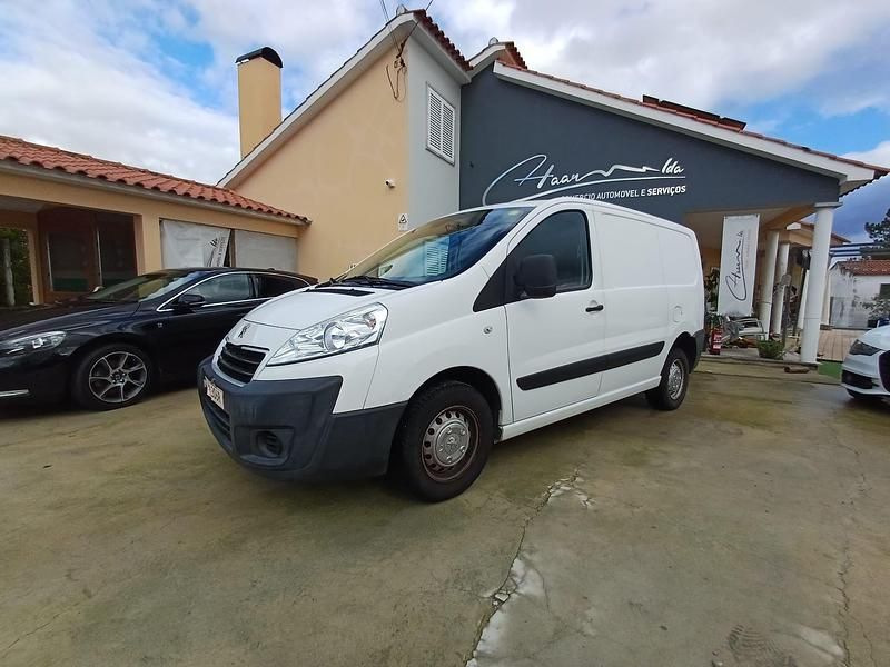 Branco Usado 2013 Peugeot Expert Van | € 11.500 - Imagem 1/4