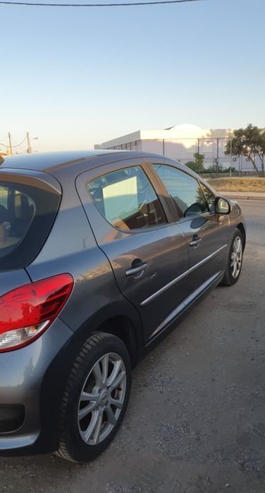 Usado 2011 Peugeot 207 Sedan | € 5.500 (Super Preço) - Imagem 1/4
