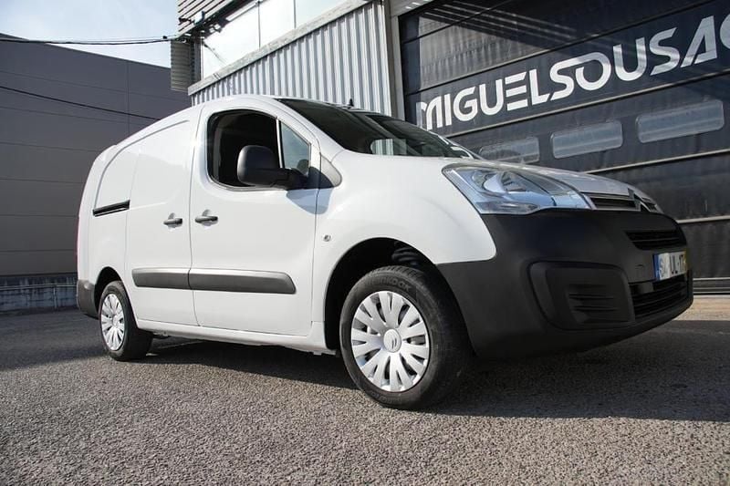 Branco Usado 2018 Citroën Berlingo Monovolume | € 7.500 (Super Preço) - Imagem 1/4