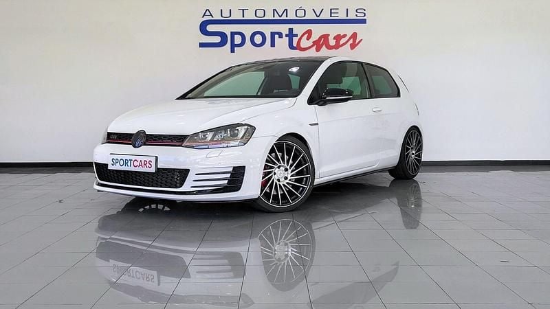 Branco Usado 2013 VW Golf VII GTI | € 22.750 (Preço justo) - Imagem 1/4