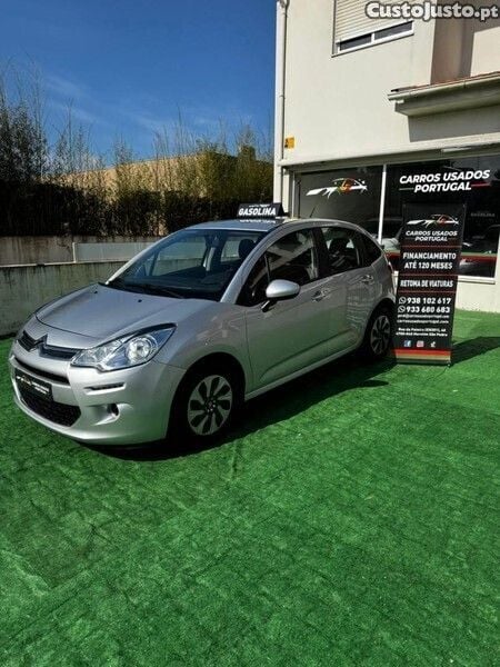 Cinza Usado 2015 Citroën C3 PureTech Citadino | € 6.990 (Bom preço) - Imagem 1/1