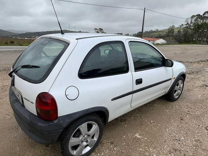 Usado Opel Corsa 2000