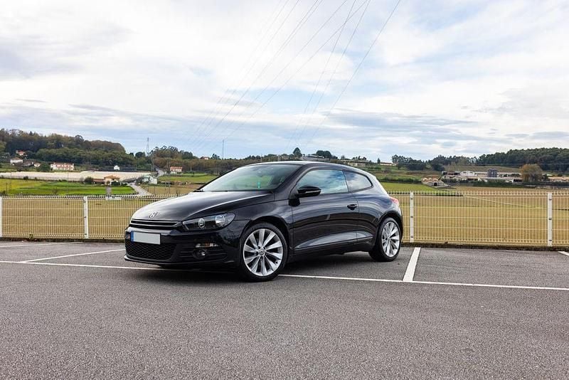 Usado 2010 VW Scirocco R-line Coupé | € 8.999 (Super Preço) - Imagem 1/4