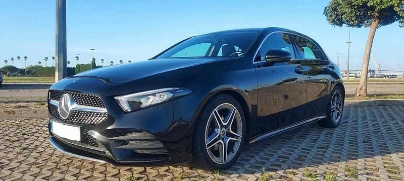 Preto Usado 2018 Mercedes A180 Citadino | € 25.000 (Preço justo) - Imagem 1/4