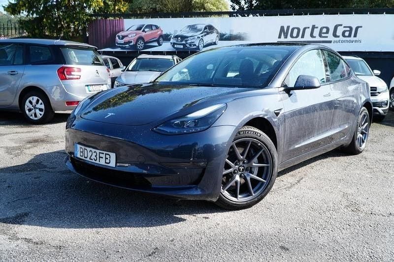 Usado Tesla Model 3 208 kW (283 HP) 2023 Cinza Sedan
