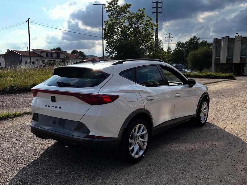 Branco Usado 2022 Cupra Formentor SUV | € 27.990 (Preço justo) - Imagem 1/4