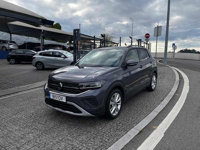 Usado VW T-Cross 95 HP (69 kW) 2024 Cinza SUV