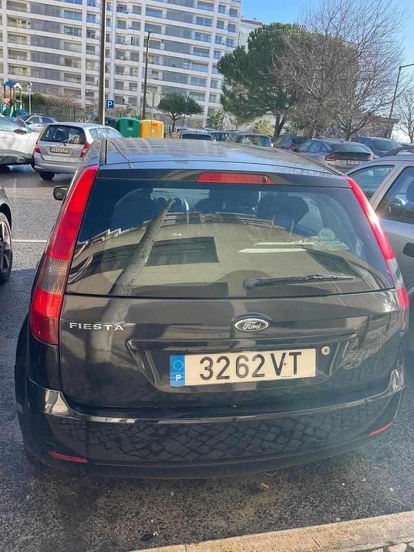 Preto Usado 2003 Ford Fiesta ST Citadino | € 2.800 (Bom preço) - Imagem 1/4