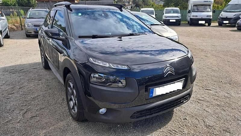 Preto Usado 2017 Citroën C4 Cactus Citadino | € 10.750 (Preço justo) - Imagem 1/4