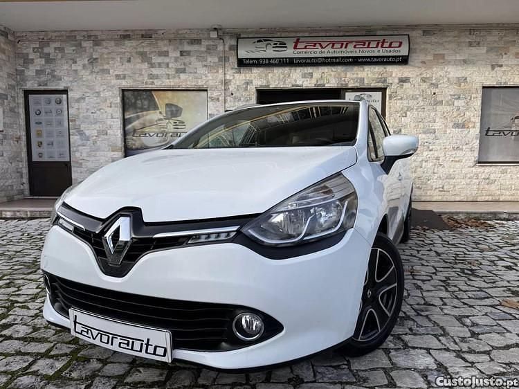 Branco Usado 2015 Renault Clio IV Dynamique Sedan | € 8.750 (Bom preço) - Imagem 1/1