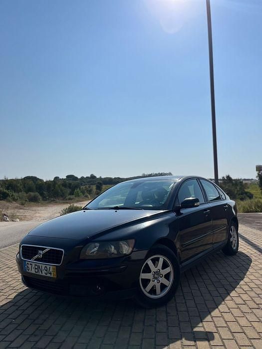 Usado 2006 Volvo S40 Sedan | € 3.500 (Preço justo) - Imagem 1/4