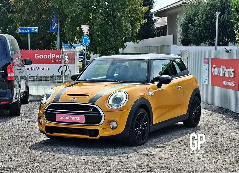 Laranja Usado 2015 Mini Cooper SD Citadino | € 18.000 (Super Preço) - Imagem 1/4