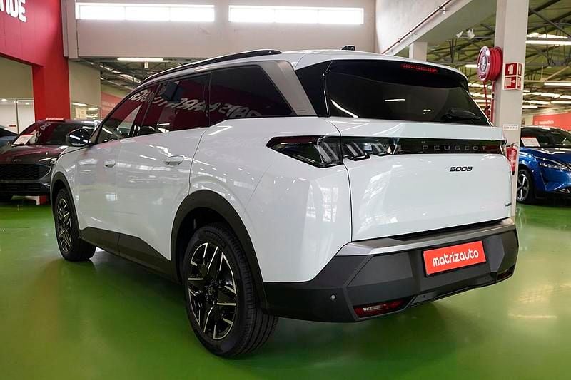 Novo Peugeot 5008 Allure 136 HP (100 kW) 2025 SUV