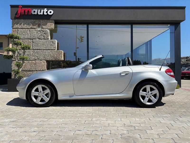 Usado Mercedes SLK200 163 HP (119 kW) 2005 Cinza Cabrios