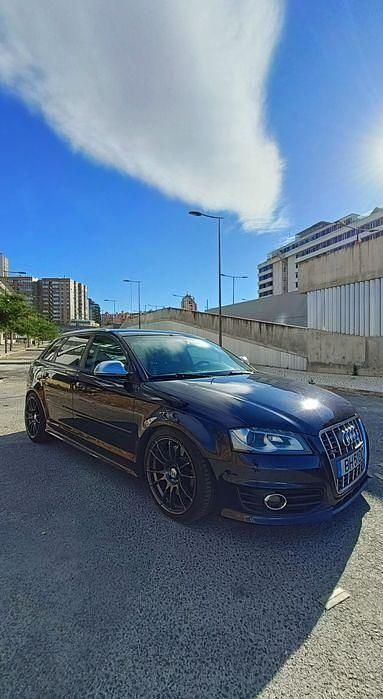 Usado 2009 Audi S3 Performance Sedan | € 16.500 - Imagem 1/4
