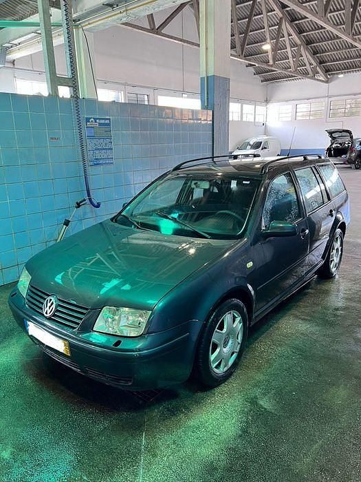 Usado 2000 VW Bora Sedan | € 1.500 - Imagem 1/4
