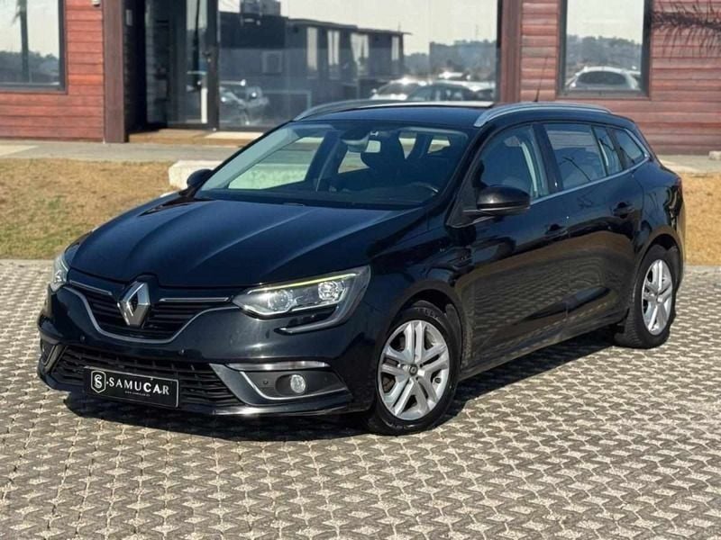 Preto Usado 2017 Renault Mégane GrandTour Carrinha | € 9.990 (Bom preço) - Imagem 1/4