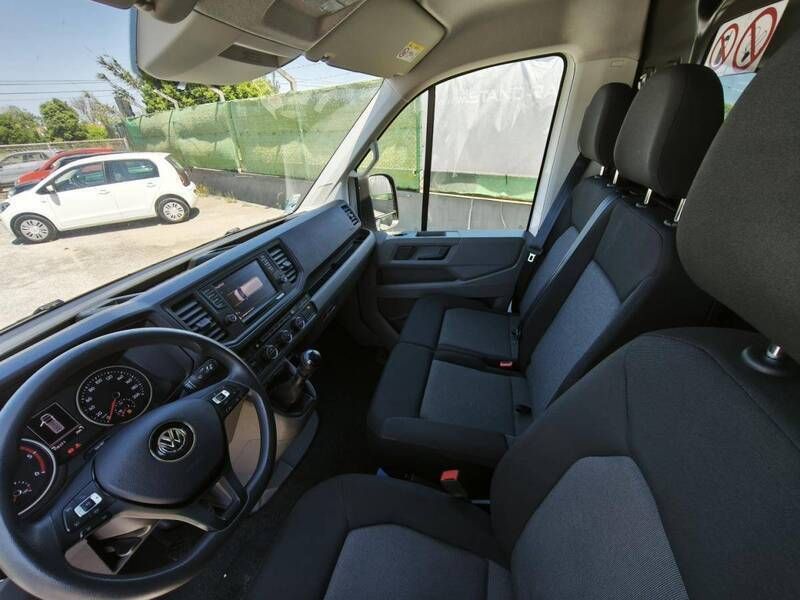 Usado VW Crafter 103 HP (75 kW) 2020 Branco Van