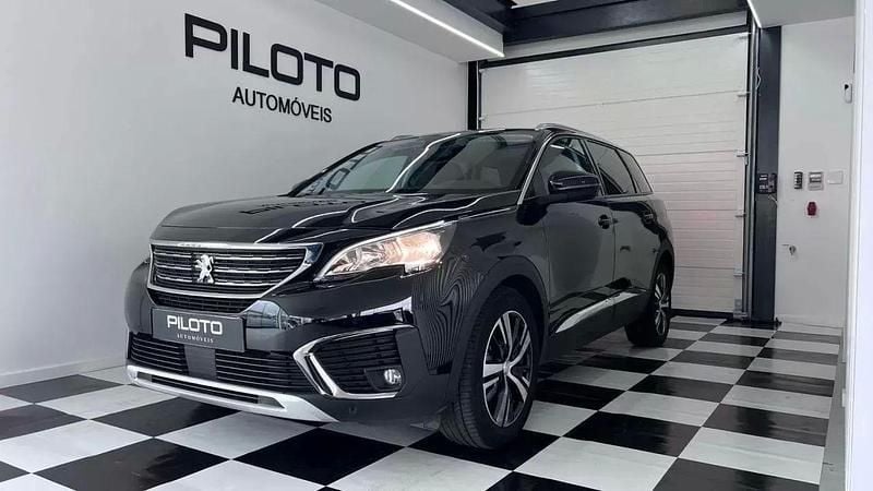 Preto Usado 2020 Peugeot 5008 Allure Monovolume | € 24.800 (Preço justo) - Imagem 1/4