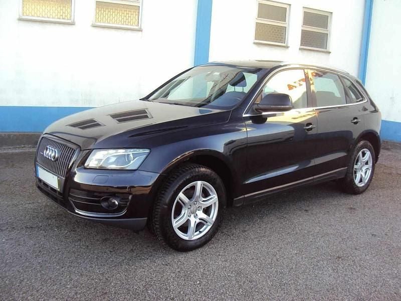 Usado Audi Q5 170 HP (125 kW) 2011 Preto SUV