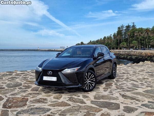 Branco Usado 2024 Lexus RZ 450e SUV | € 76.000 - Imagem 1/1