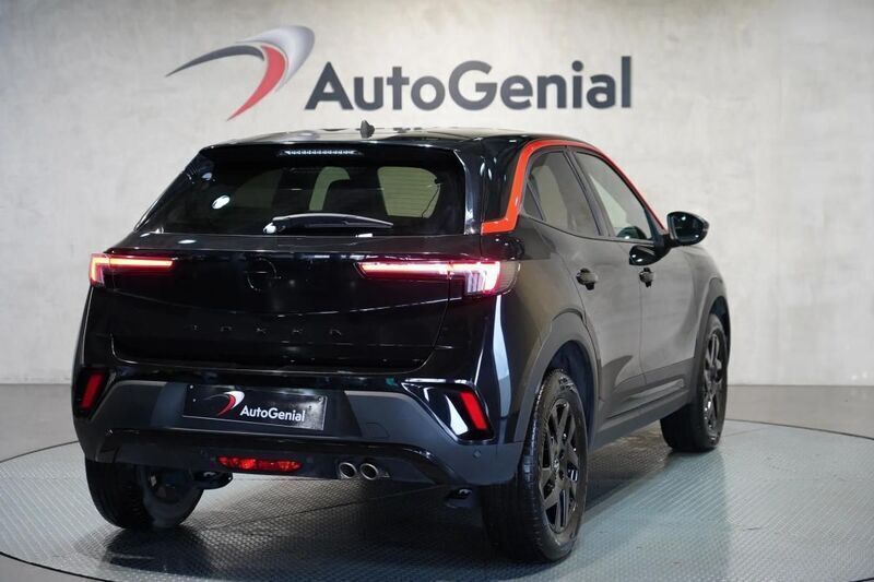 Usado Opel Mokka GS Line 110 HP (80 kW) 2023 Preto SUV