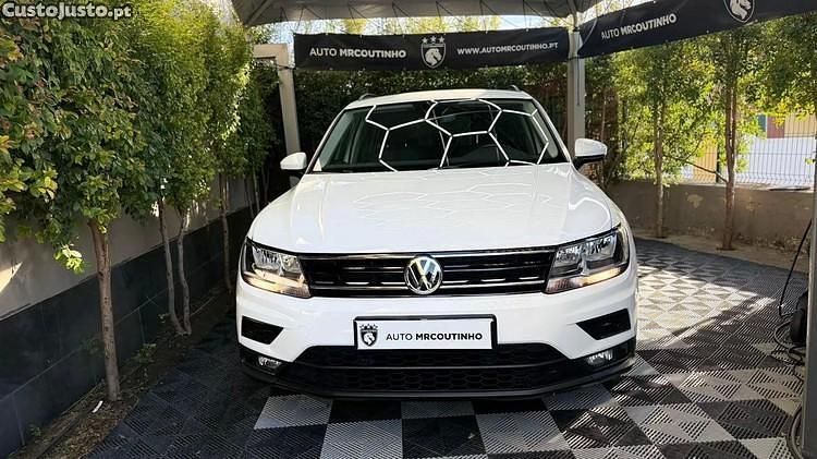 Branco Usado 2020 VW Tiguan Comfortline SUV | € 20.000 (Super Preço) - Imagem 1/1