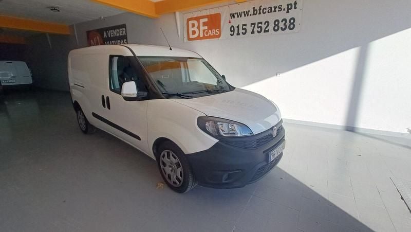 Branco Usado 2018 Fiat Doblò Monovolume | € 8.888 (Bom preço) - Imagem 1/4
