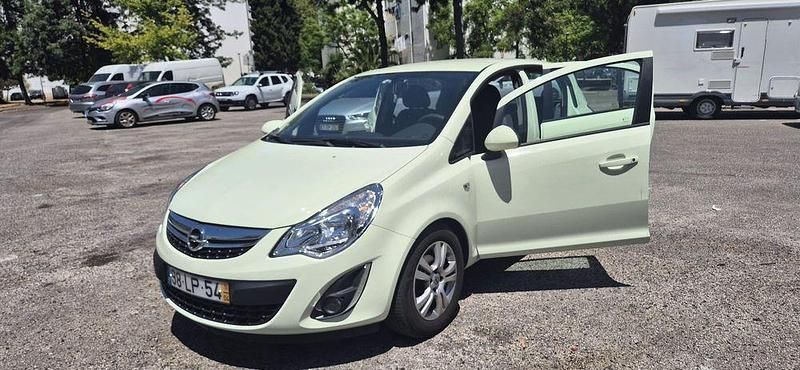 Usado 2012 Opel Corsa Sedan | € 4.500 (Bom preço) - Imagem 1/4