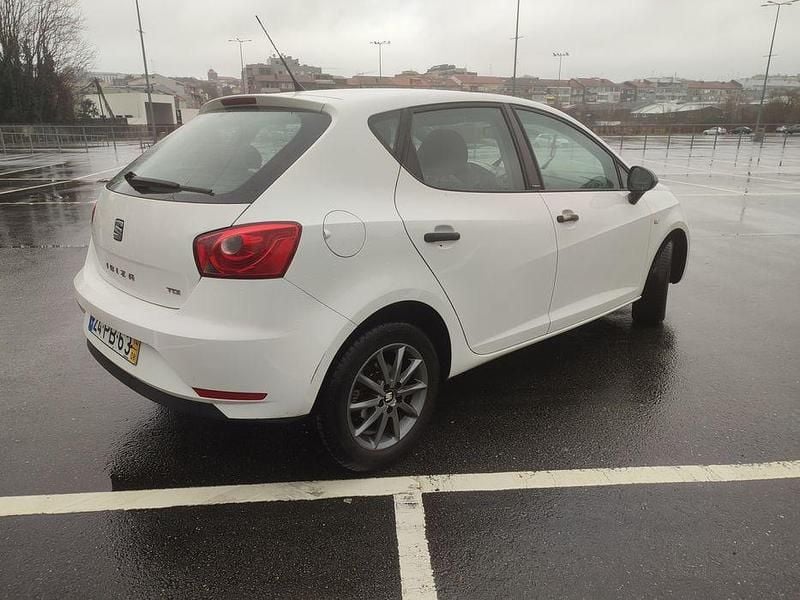 Usado Seat Ibiza I-Tech 105 HP (77 kW) 2014