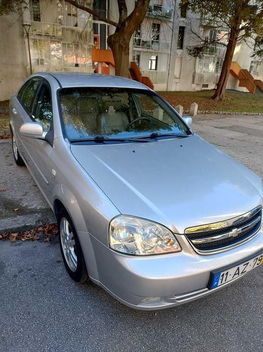 Usado 2005 Chevrolet Nubira Sedan | € 2.000 - Imagem 1/4