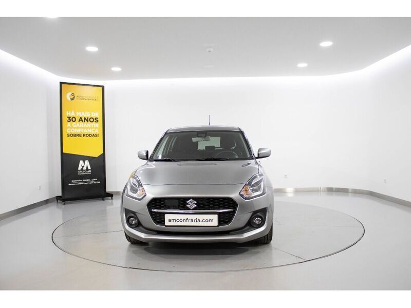 Usado Suzuki Swift 83 HP (61 kW) 2024 Cinza Citadino