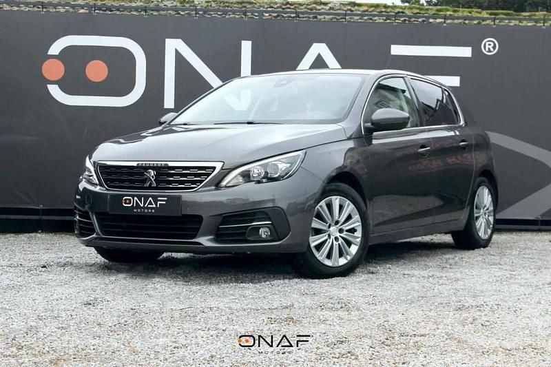 Usado Peugeot 308 131 HP (96 kW) 2018 Cinzento