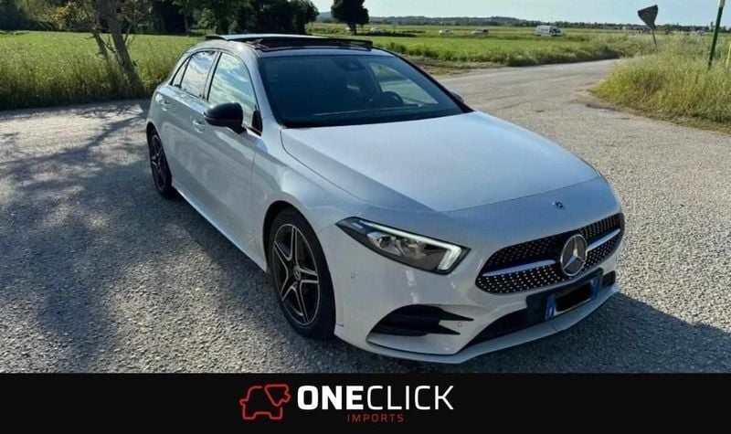 Preto Usado 2023 Mercedes 200 Coupé | € 36.000 - Imagem 1/4