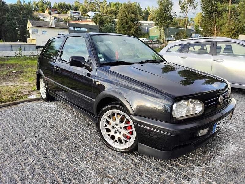 Preto Usado 1996 VW Golf III Citadino | € 7.500 - Imagem 1/4