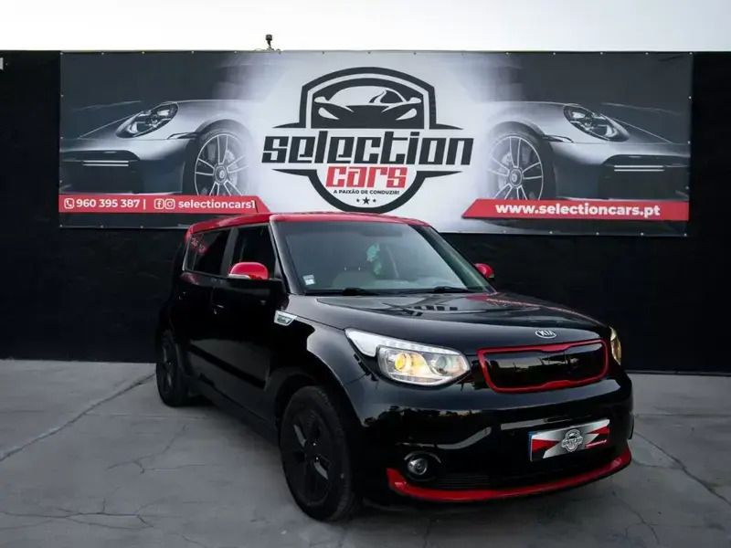 Preto Usado 2016 Kia Soul EV SUV | € 11.900 - Imagem 1/4