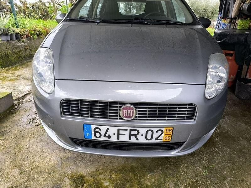 Usado 2008 Fiat Grande Punto Citadino | € 4.999 (Caro) - Imagem 1/4