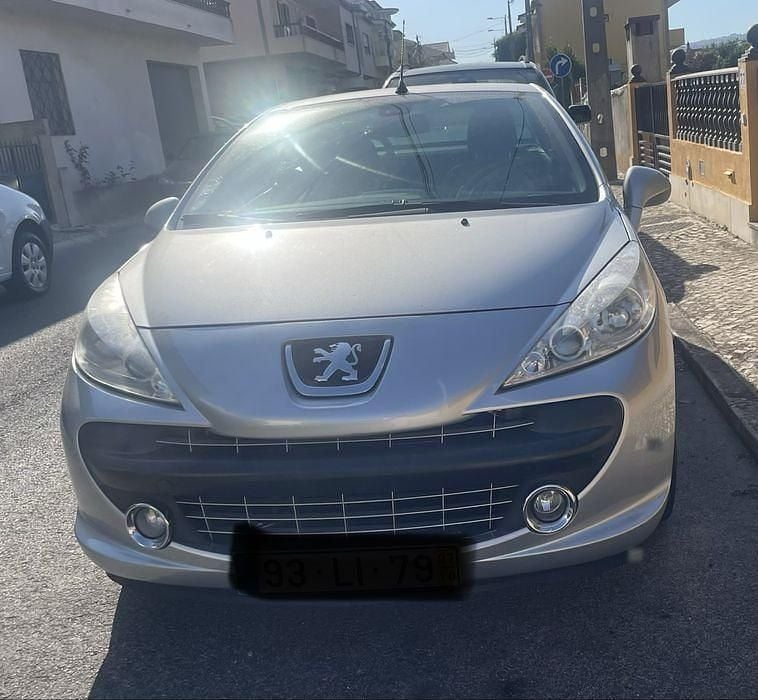 Usado 2007 Peugeot 207 CC Cabrios | € 6.000 (Preço justo) - Imagem 1/4