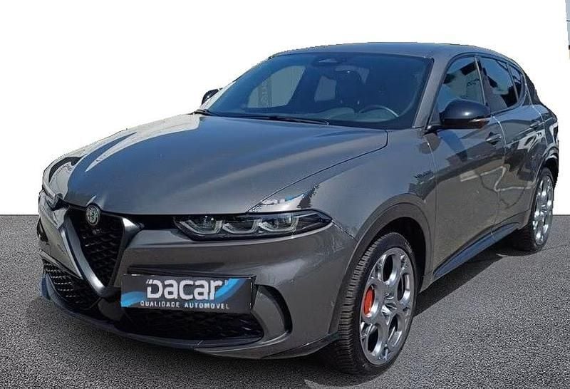 Cinzento Usado 2023 Alfa Romeo Tonale Veloce SUV | € 34.899 (Bom preço) - Imagem 1/4