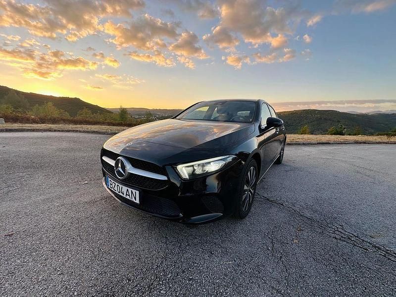 Usado 2022 Mercedes A250 Sedan | € 26.900 - Imagem 1/4