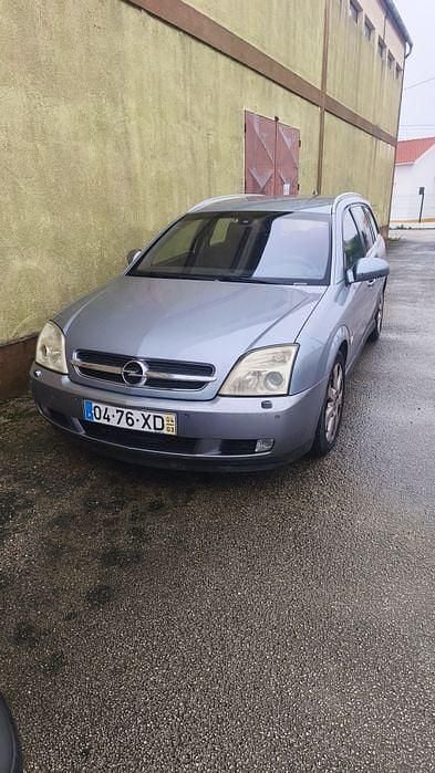 Usado 2004 Opel Vectra Sedan | € 1.400 - Imagem 1/4