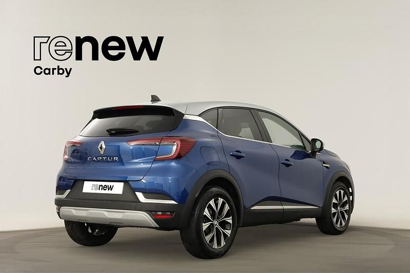 Usado Renault Captur Techno 101 HP (74 kW) 2024 Azul SUV