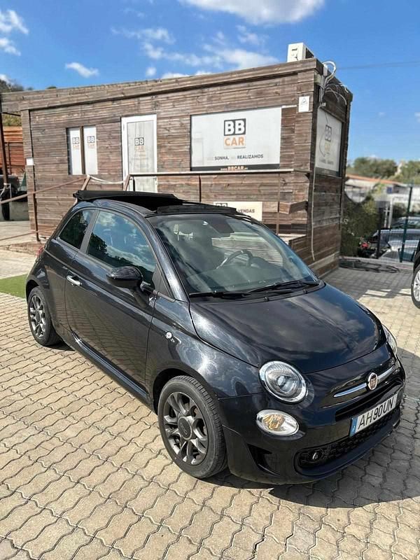 Usado Fiat 500C Sport 70 HP (51 kW) 2021 Preto Cabrios