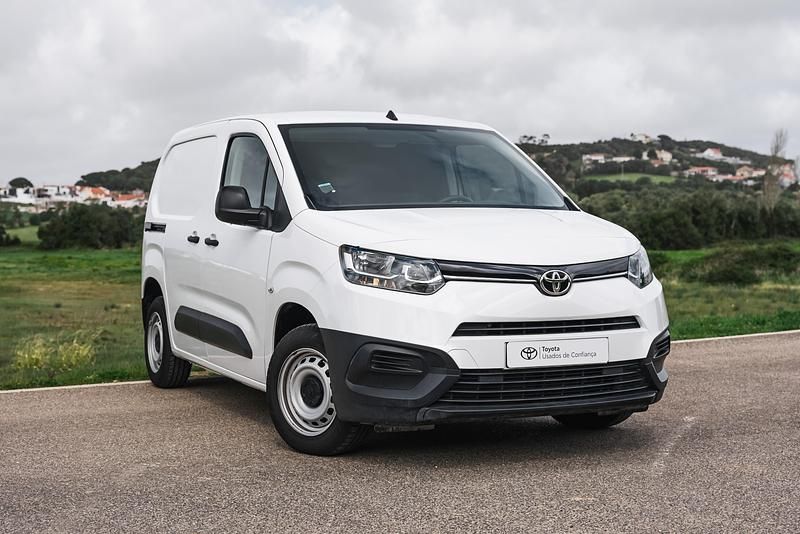 Usado Toyota Proace City City 100 HP (73 kW) 2023 Branco (sólida) Monovolume