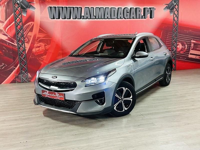 Cinzento Usado 2021 Kia XCeed SUV | € 20.900 (Preço justo) - Imagem 1/4