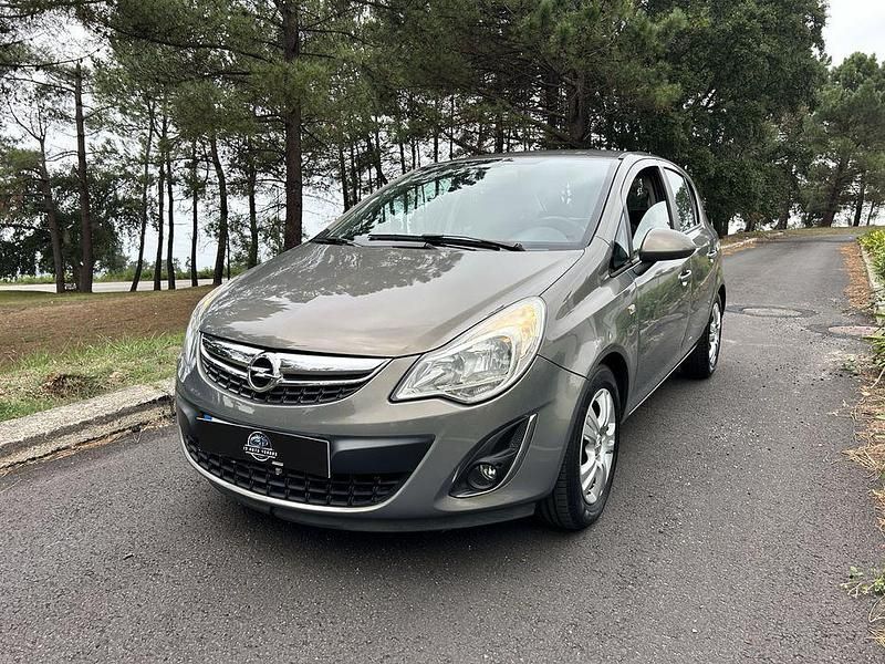 Usado 2011 Opel Corsa Sedan | € 4.990 (Bom preço) - Imagem 1/4