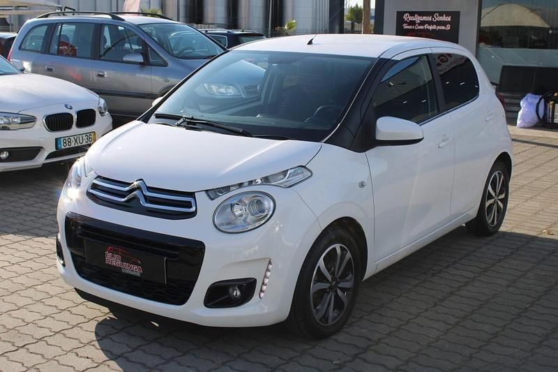 Branco Usado 2019 Citroën C1 Citadino | € 10.500 (Preço justo) - Imagem 1/4