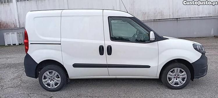 Branco Usado 2020 Fiat Doblò Monovolume | € 9.500 (Super Preço) - Imagem 1/1